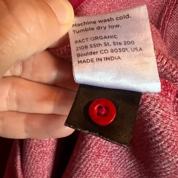 Pact organic cotton long sleeve waffle henley. Size M - Picture 8 of 8